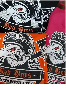 Bunte Shirts mit Bad-Boys-Motiv